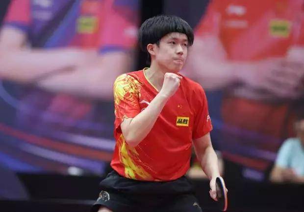 足球德国队主帅回应质疑：球队需要时间重建