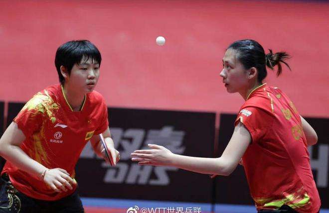 造访迈阿密国际，特雷泽盖晒与梅西合影：毋庸置疑的第一人