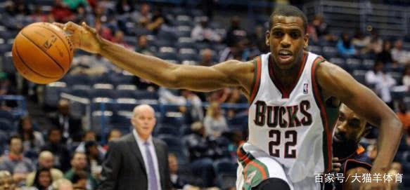 中超：山东泰山主场2-0完胜河南队