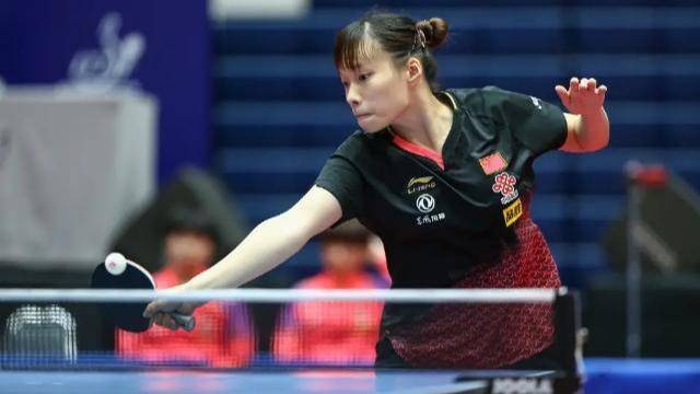 环足奖年度最佳女足球员候选：邦马蒂、普特利亚斯、凯莉在列